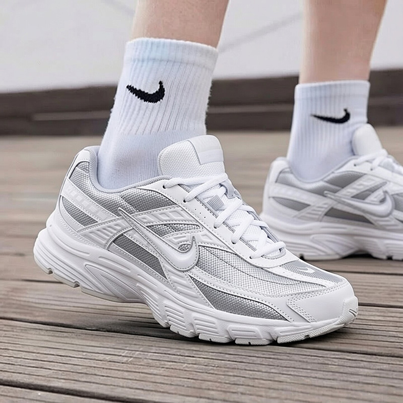 Nike Men Casual Shoes 394055-0 - Men Shoes Size Nike 评论和价格