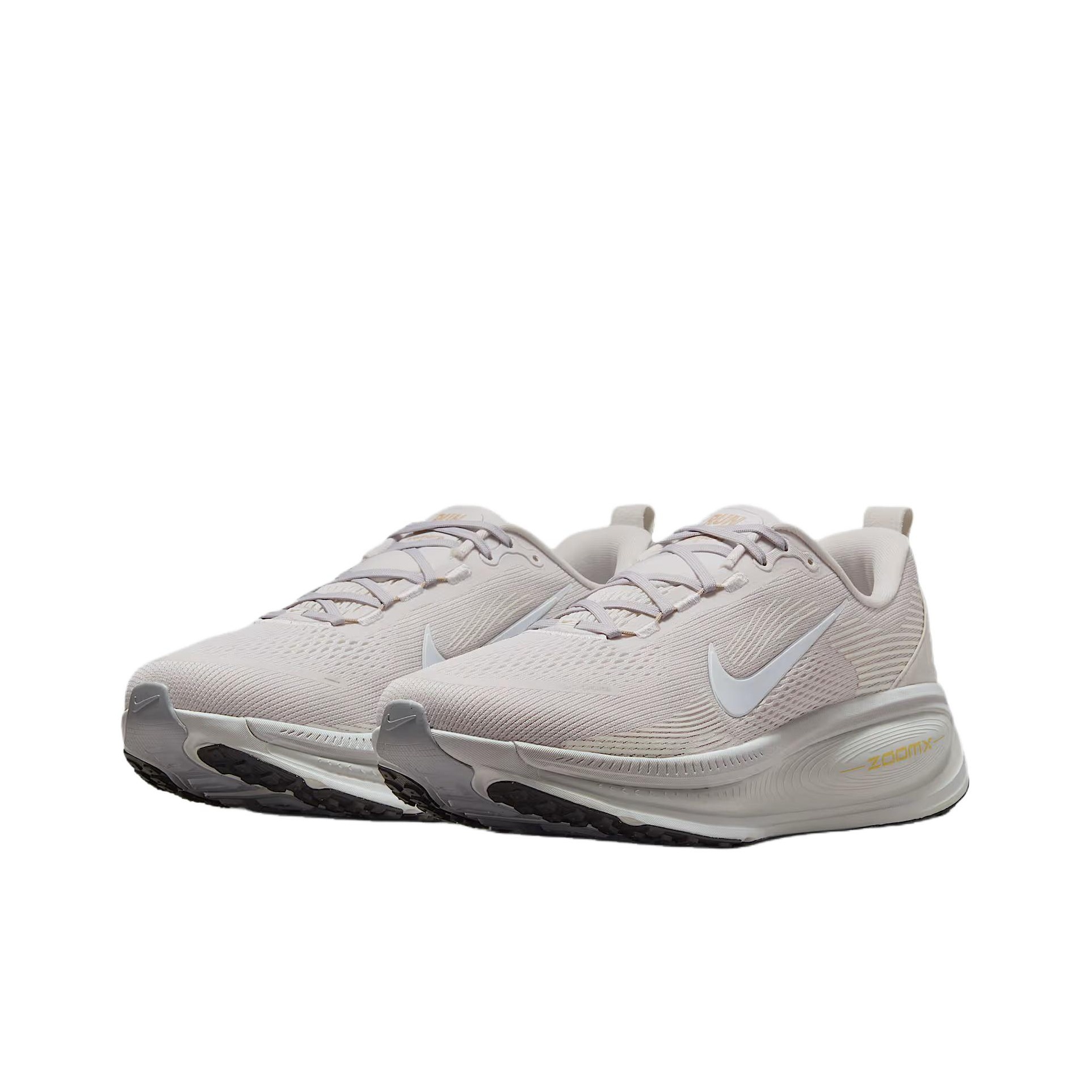 Nike Vomero 18 Durable Breatha - Men Shoes Size Nike 评论和价格